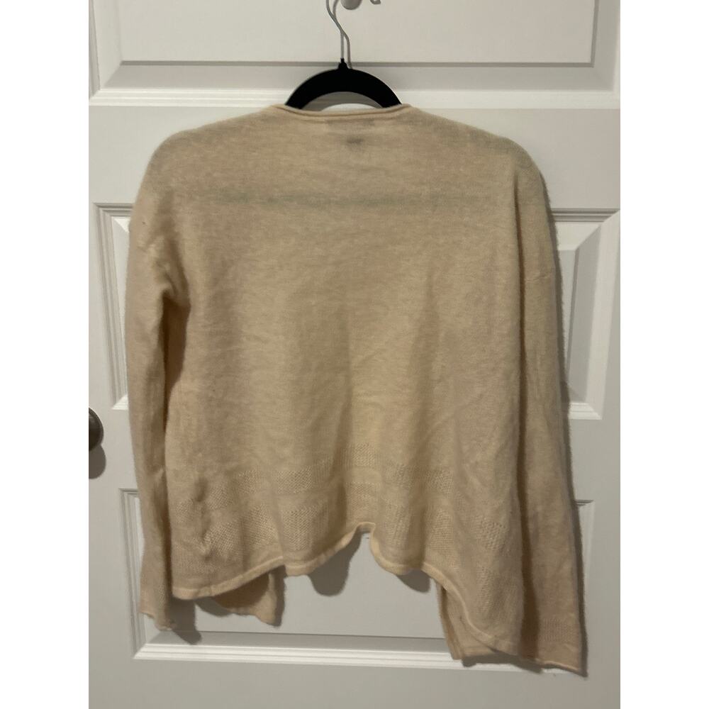 Saks Fifth Avenue 100% Cashmere cream cardigan size medium - Picture 4 of 4